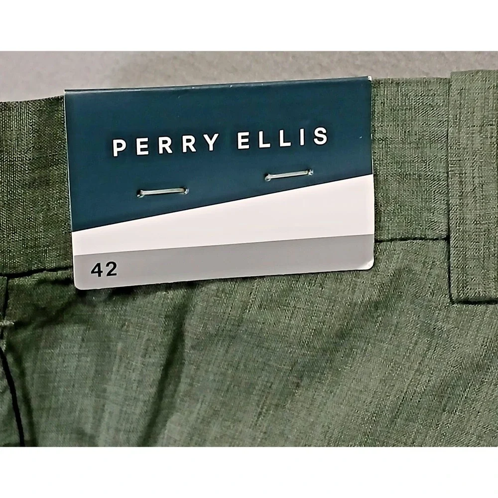 Perry Ellis Shorts Men's Size 42 Green Chino Stretch Active Performance